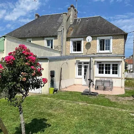 Maison Adouda Pensión 4*