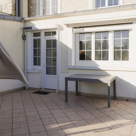 Maison Adouda Pensión 4*