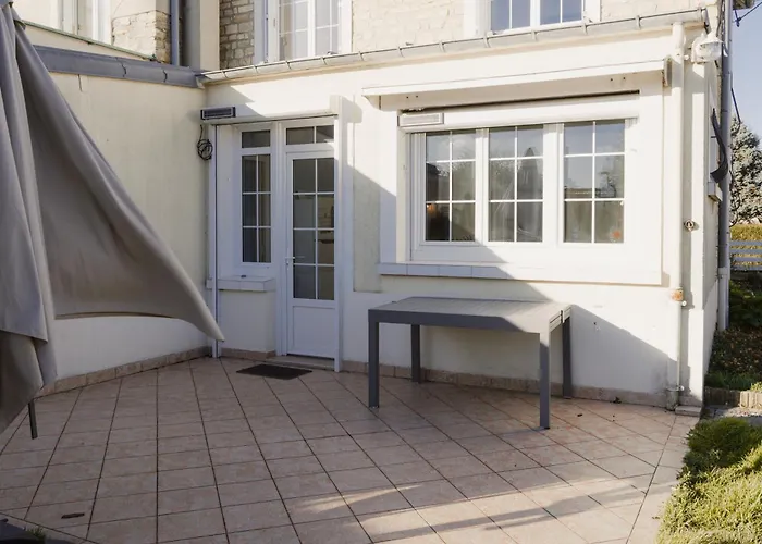 Nyaraló Maison Adouda *